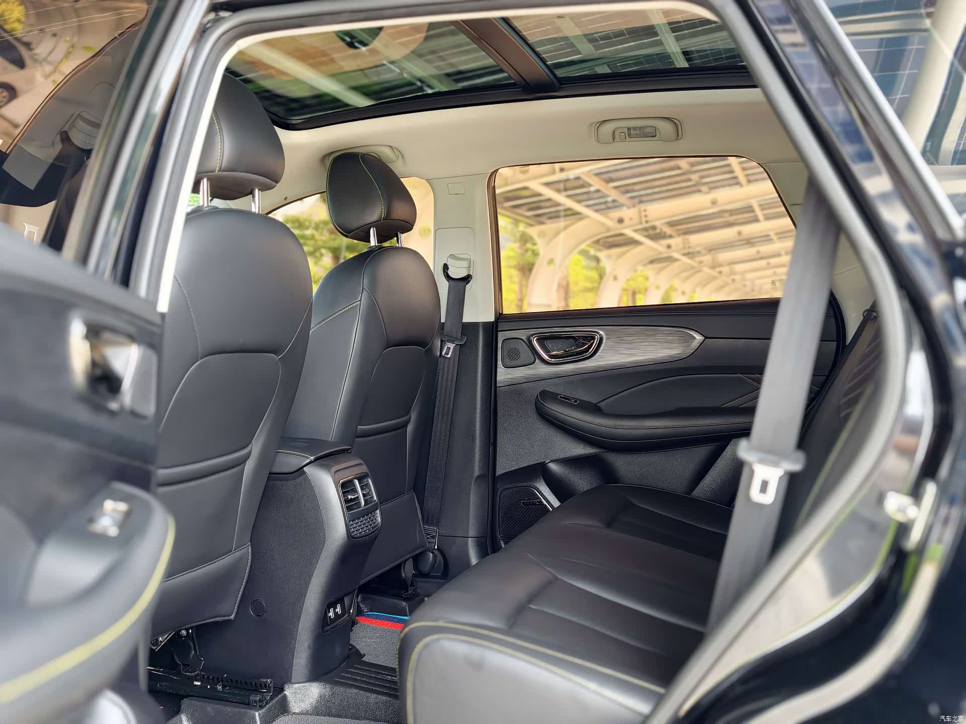 Roewe RX5, 2022 10