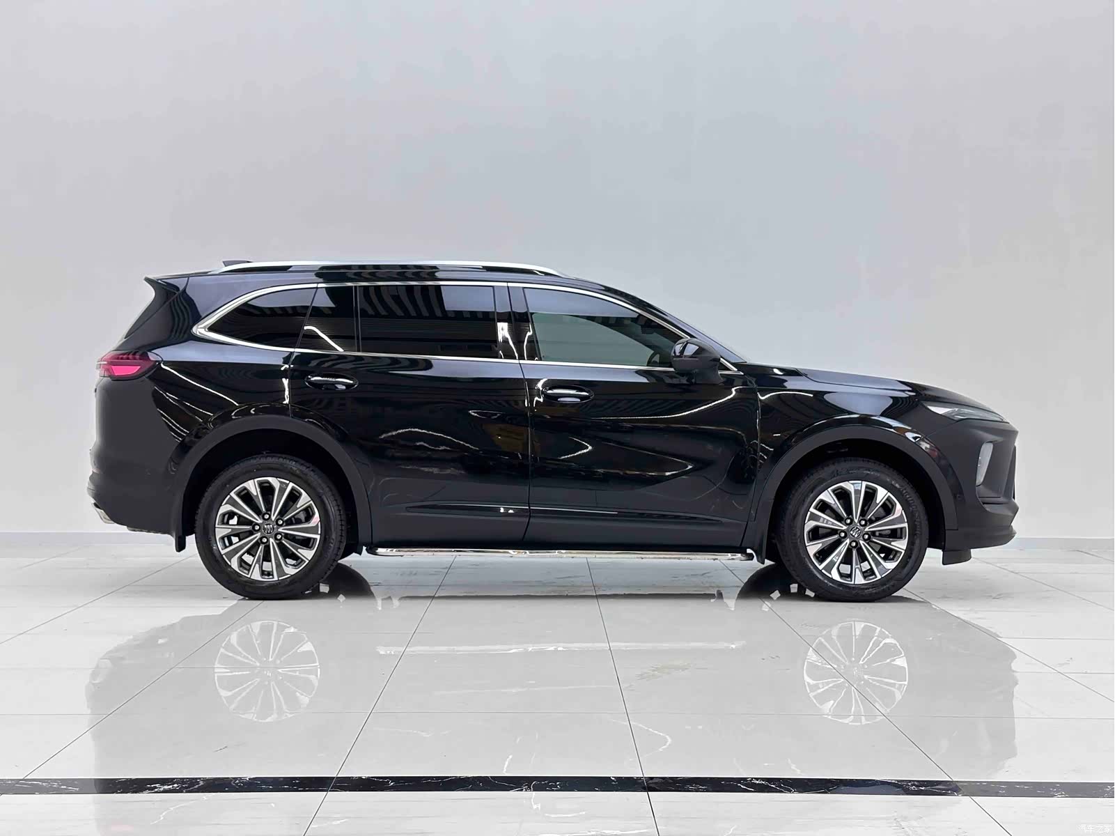 Buick Envision Plus, 2025 все фото