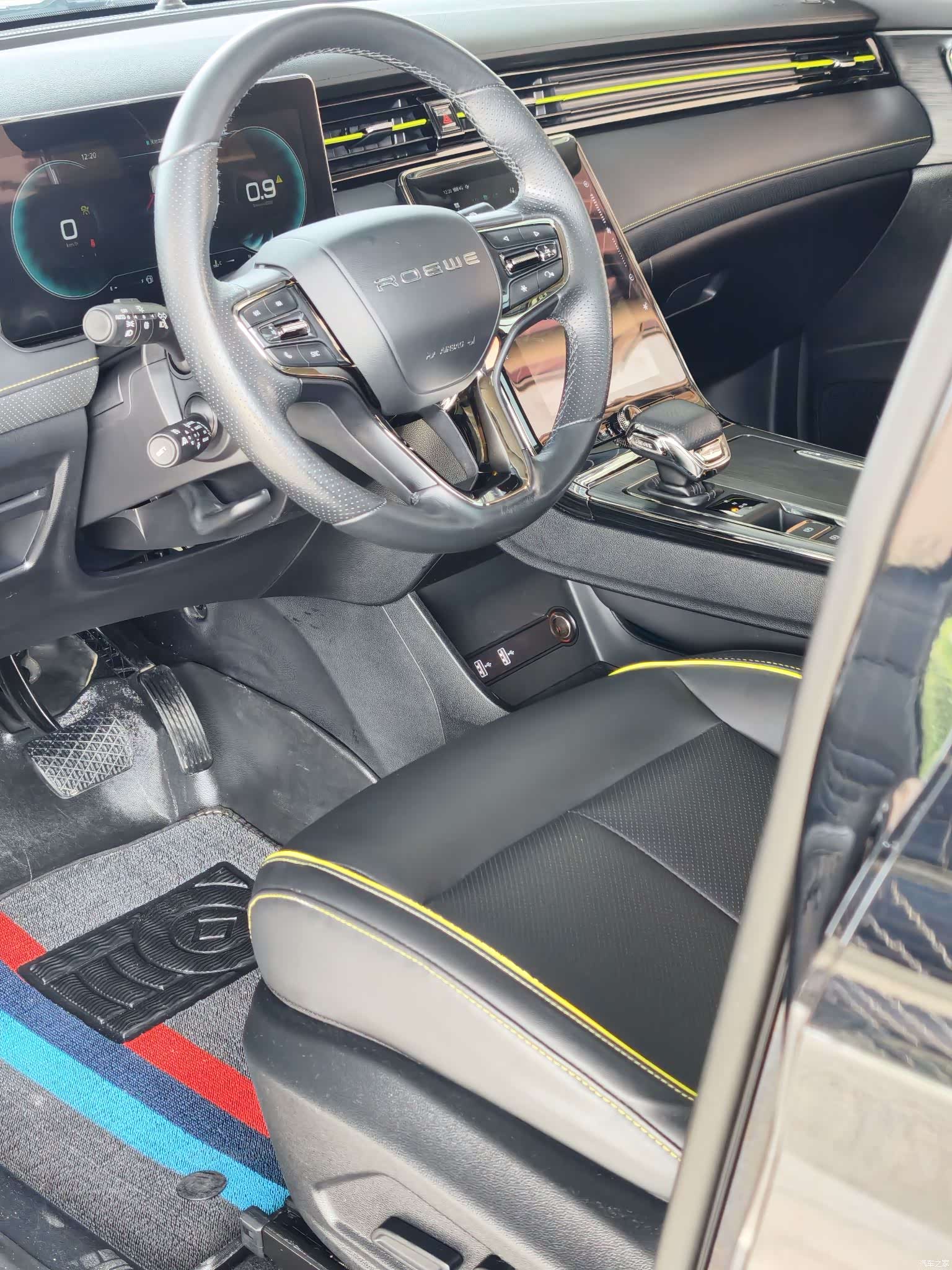 Roewe RX5, 2022 12