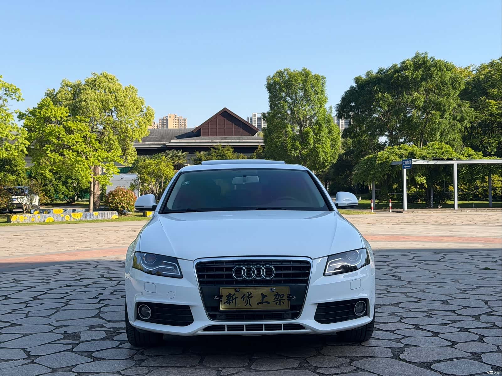 Audi A4L, 2012 3
