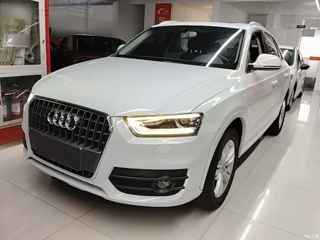 Audi Q3, 2015 1