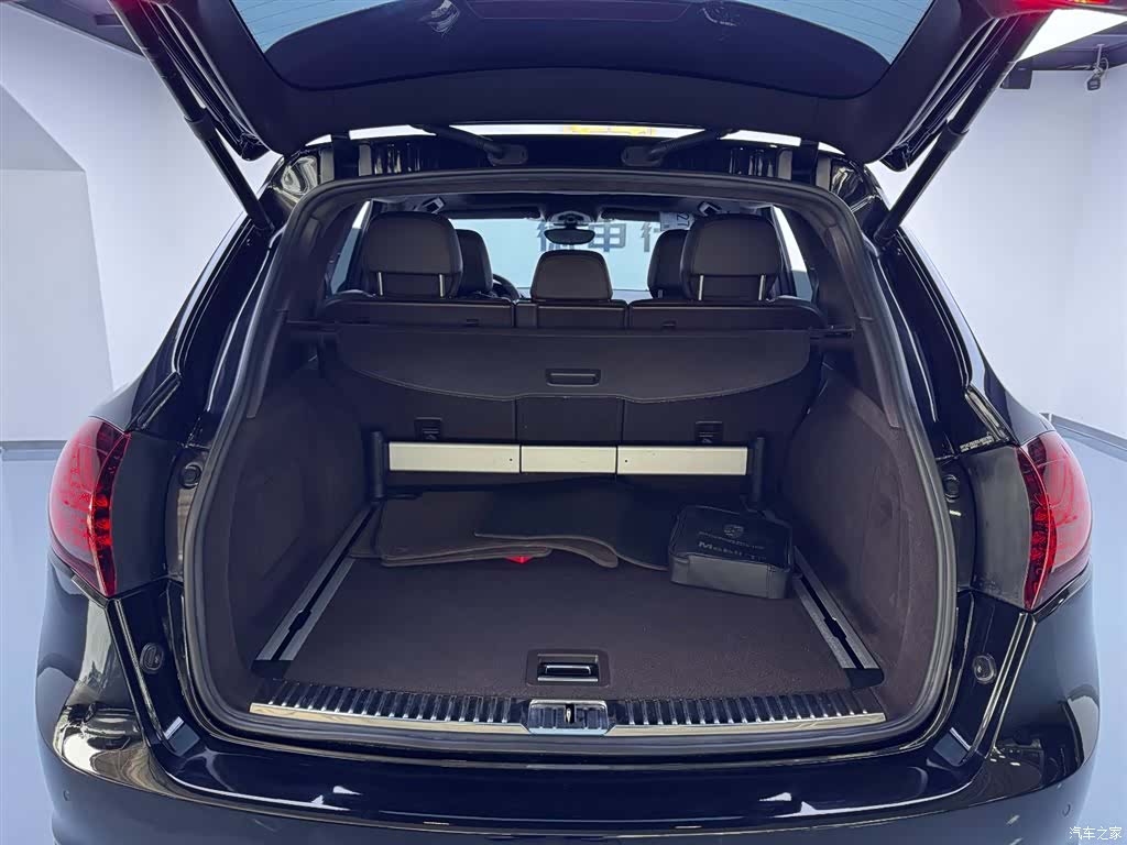 Porsche Cayenne, 2013 9