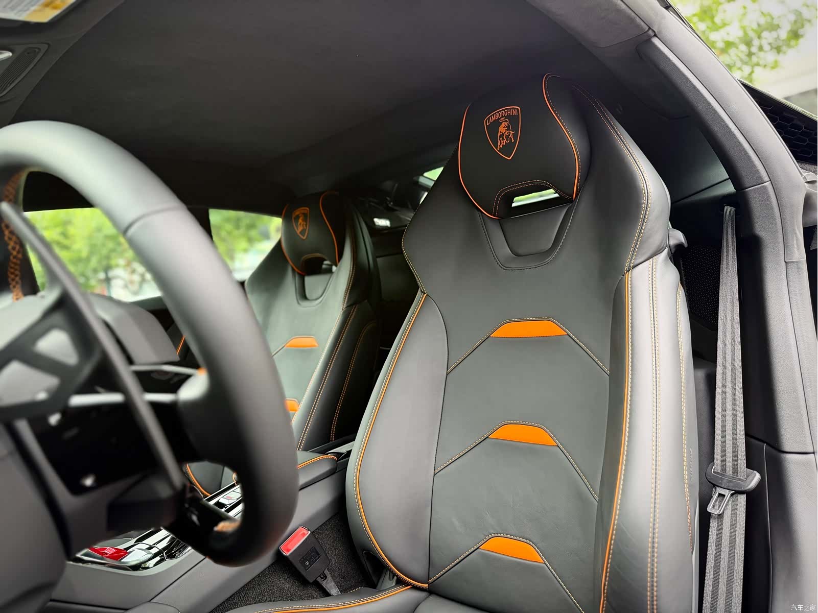 Lamborghini Huracán, 2023 13