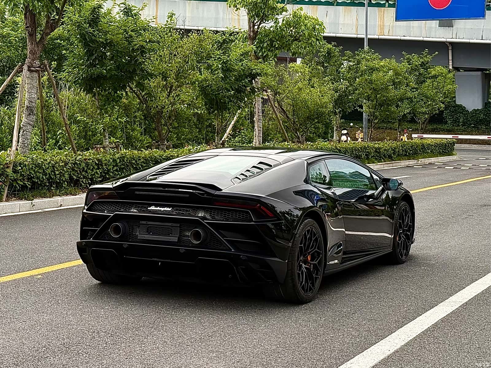Lamborghini Huracán, 2023 6
