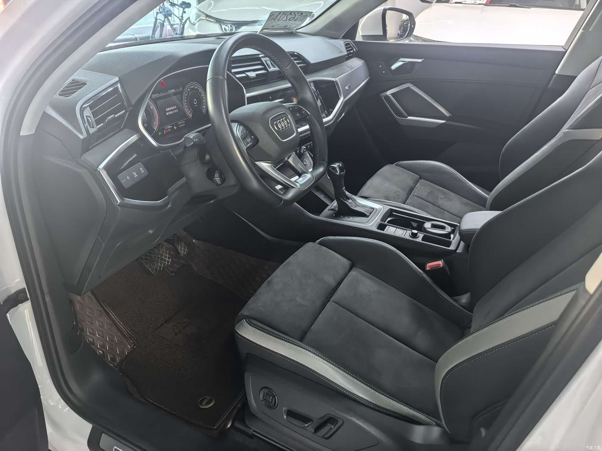Audi Q3, 2023 7