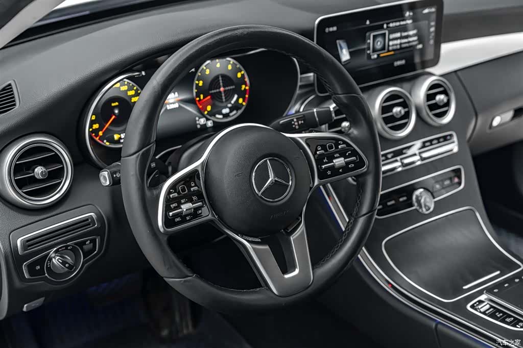 Mercedes-Benz C-Class, 2021 19