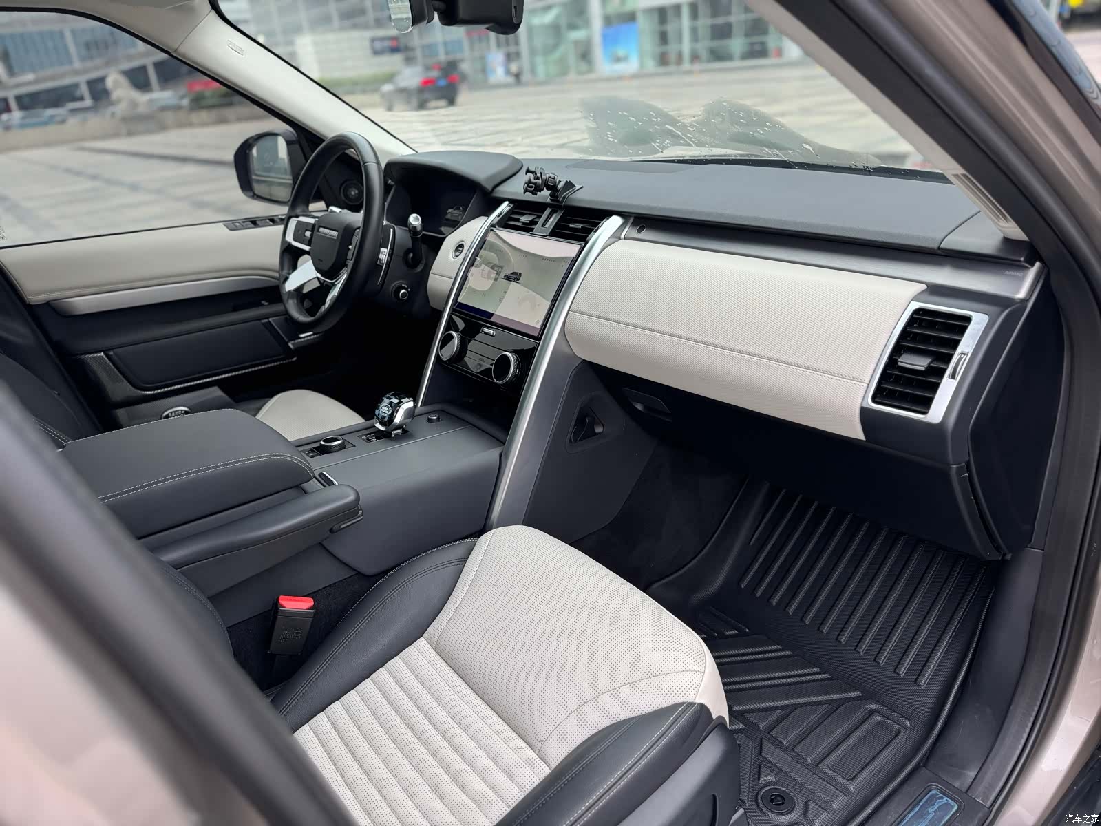 Land Rover Discovery, 2021 9
