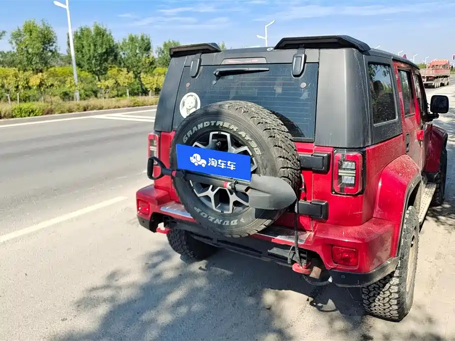 Beijing BJ40
