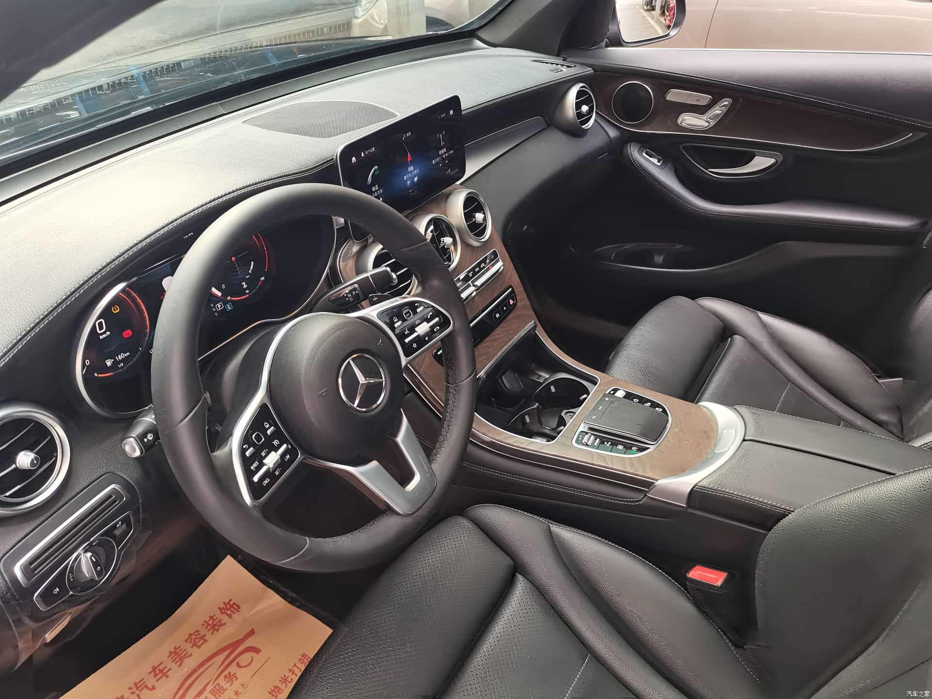 Mercedes-Benz GLC, 2020 4