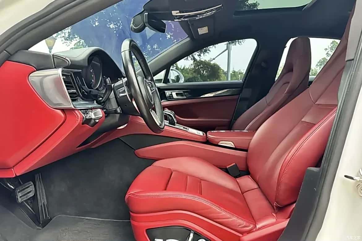 Porsche Panamera, 2019 4