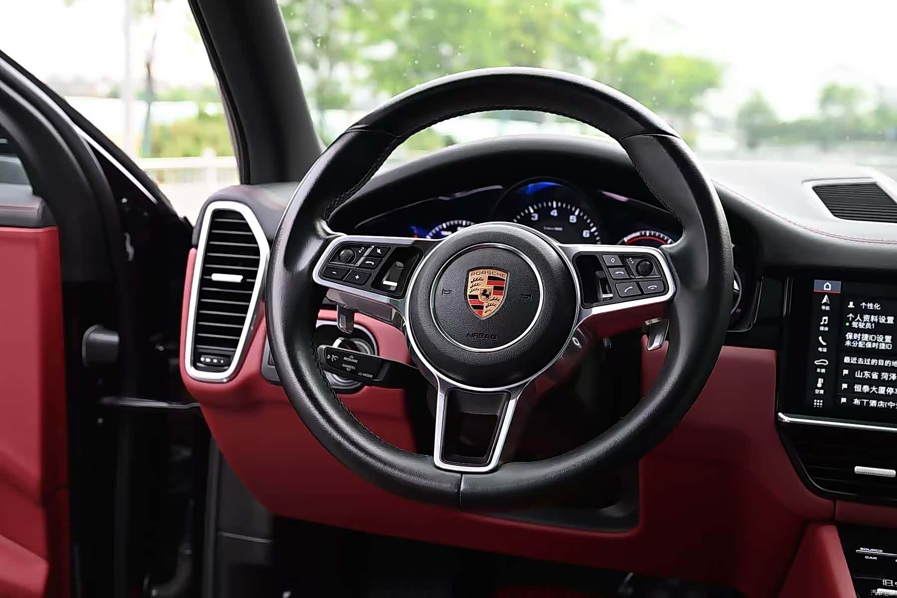 Porsche Cayenne, 2018 9