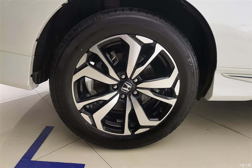 Honda UR-V, 2019 6