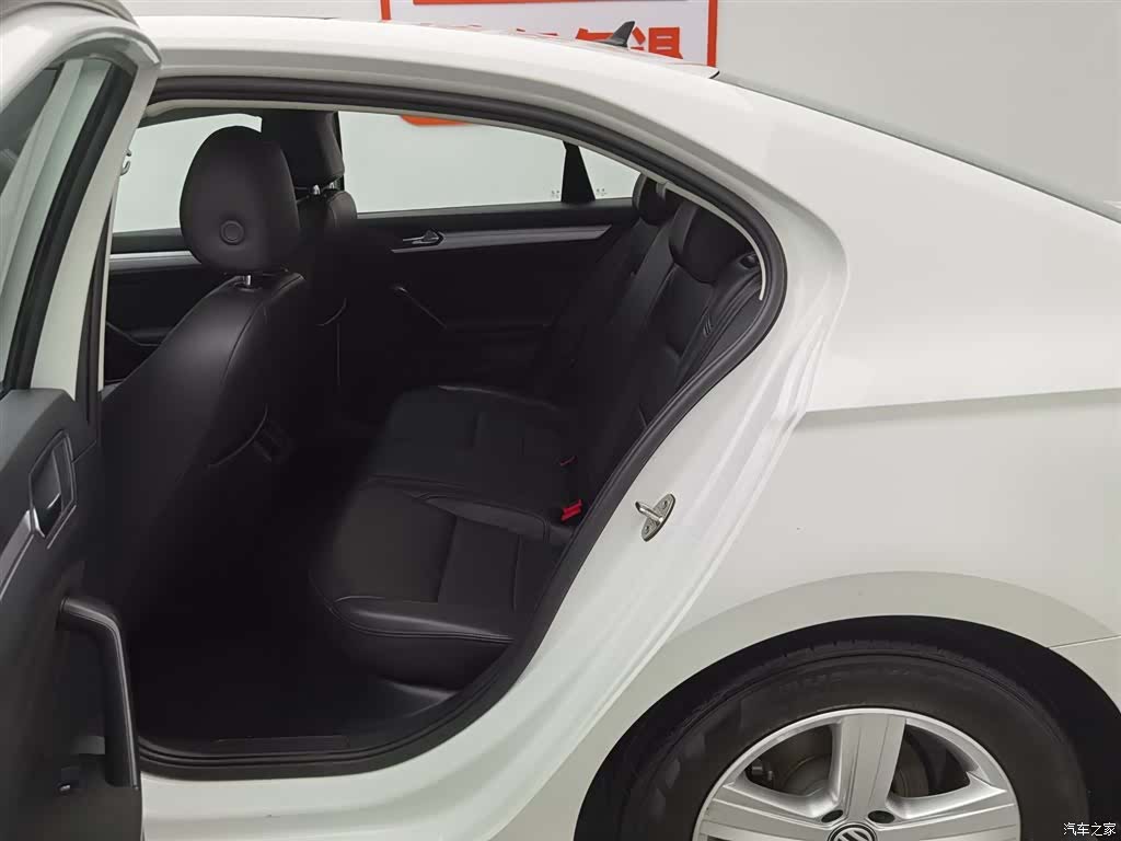 Volkswagen Lamando, 2020 15