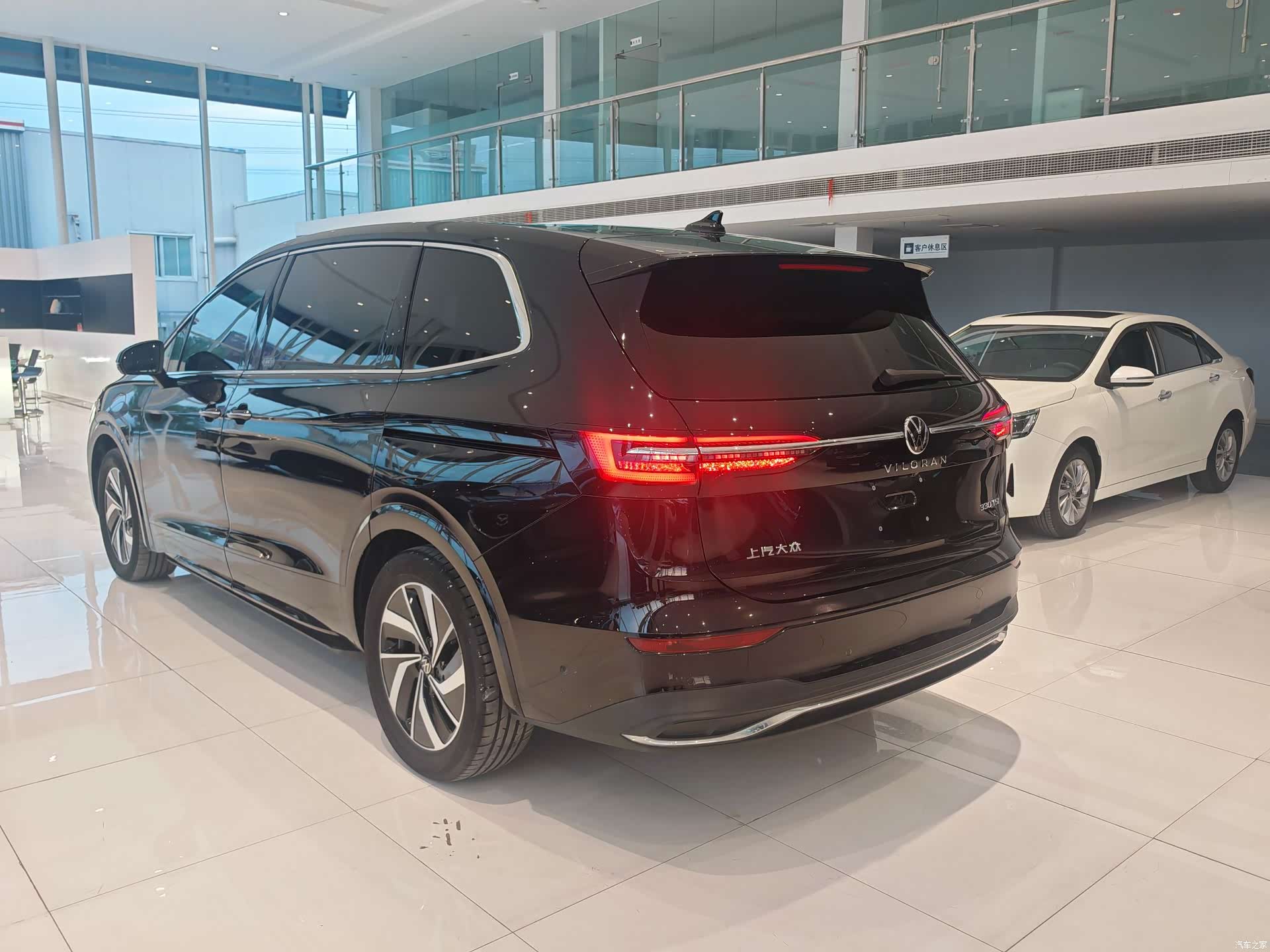 Volkswagen Viloran, 2023 12