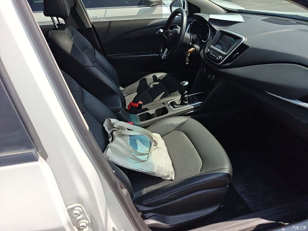Chevrolet 320, 2018 25