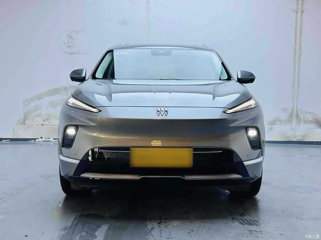 Buick E5, 2025 3