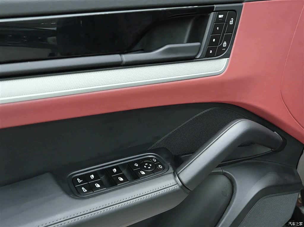Porsche Cayenne, 2025 16