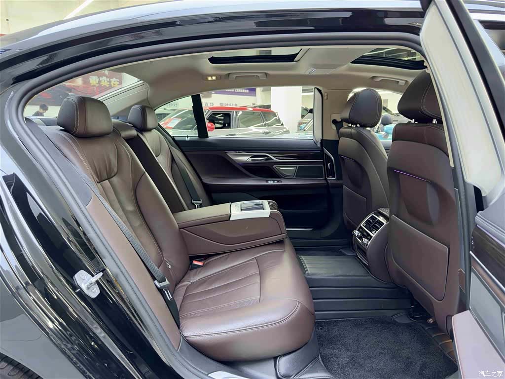 BMW 7 Series, 2016 6