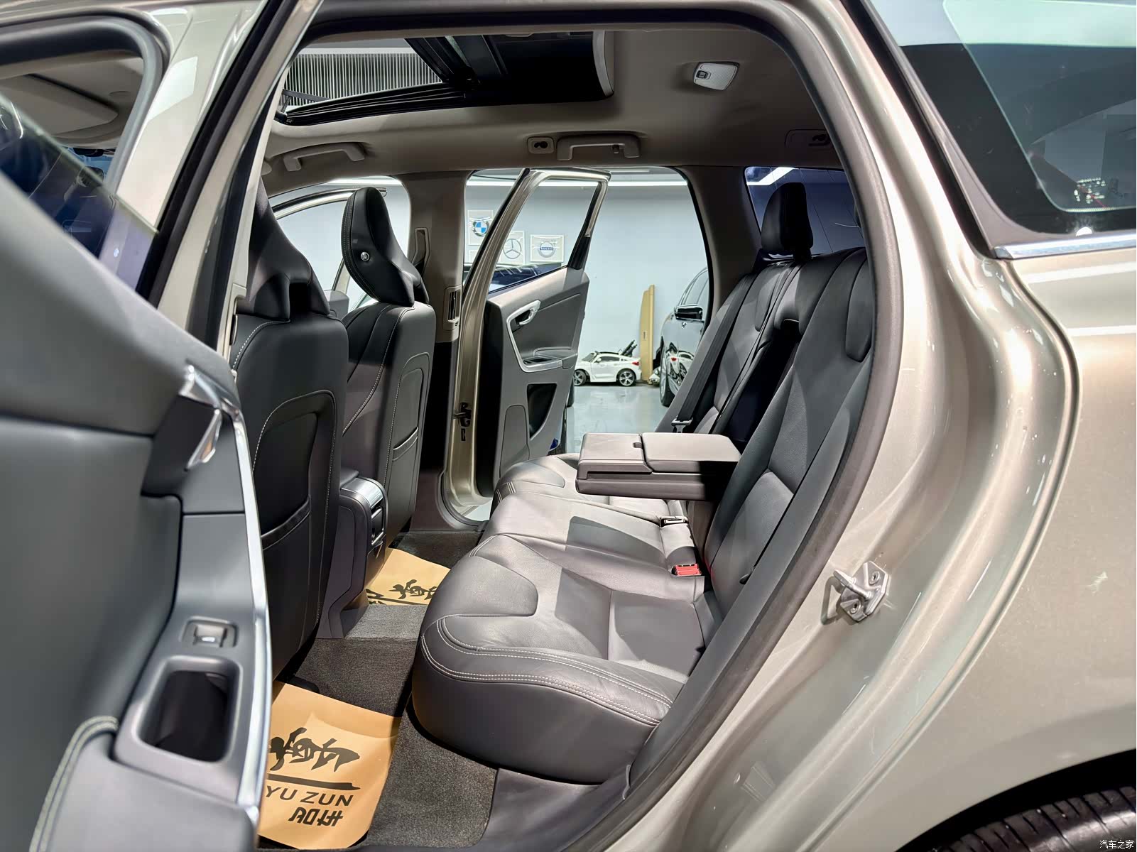 Volvo XC60, 2015 9