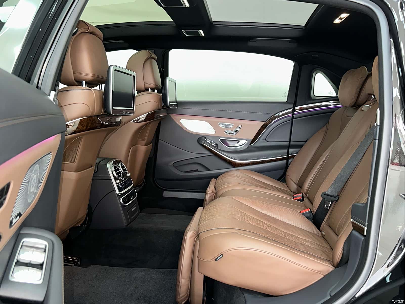 Maybach S-Class, 2017 9