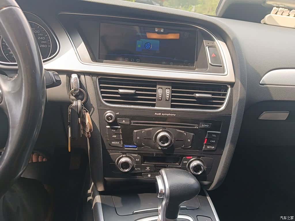 Audi A4L, 2014 6