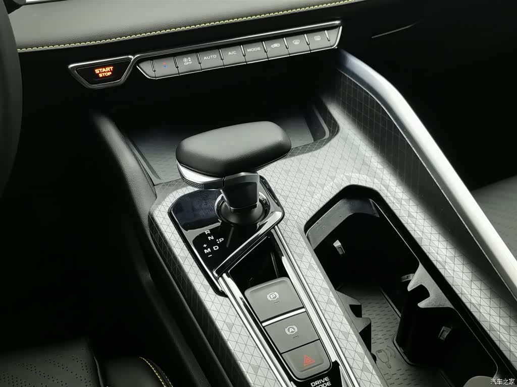 Geely Preface, 2024 13