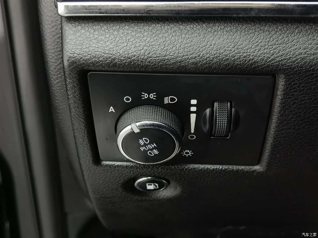 Jeep Grand Cherokee, 2017 21