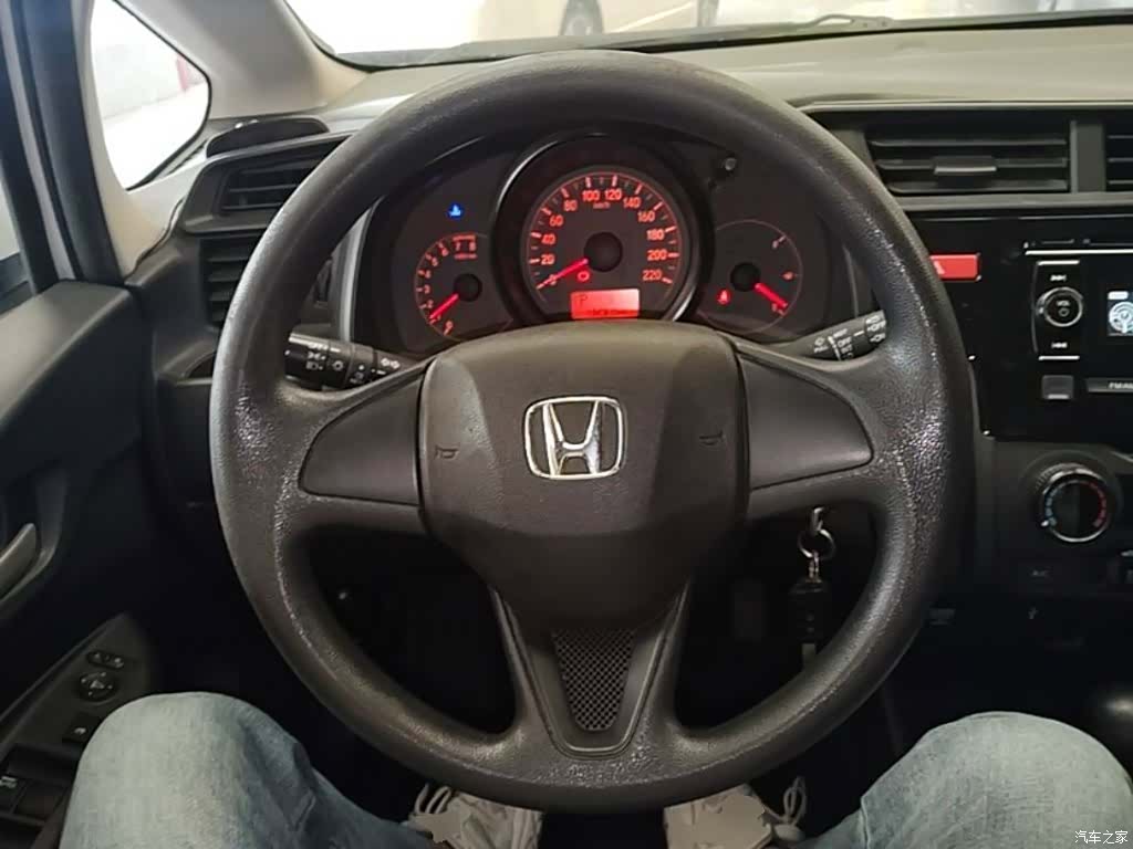 Honda Fit, 2016 11