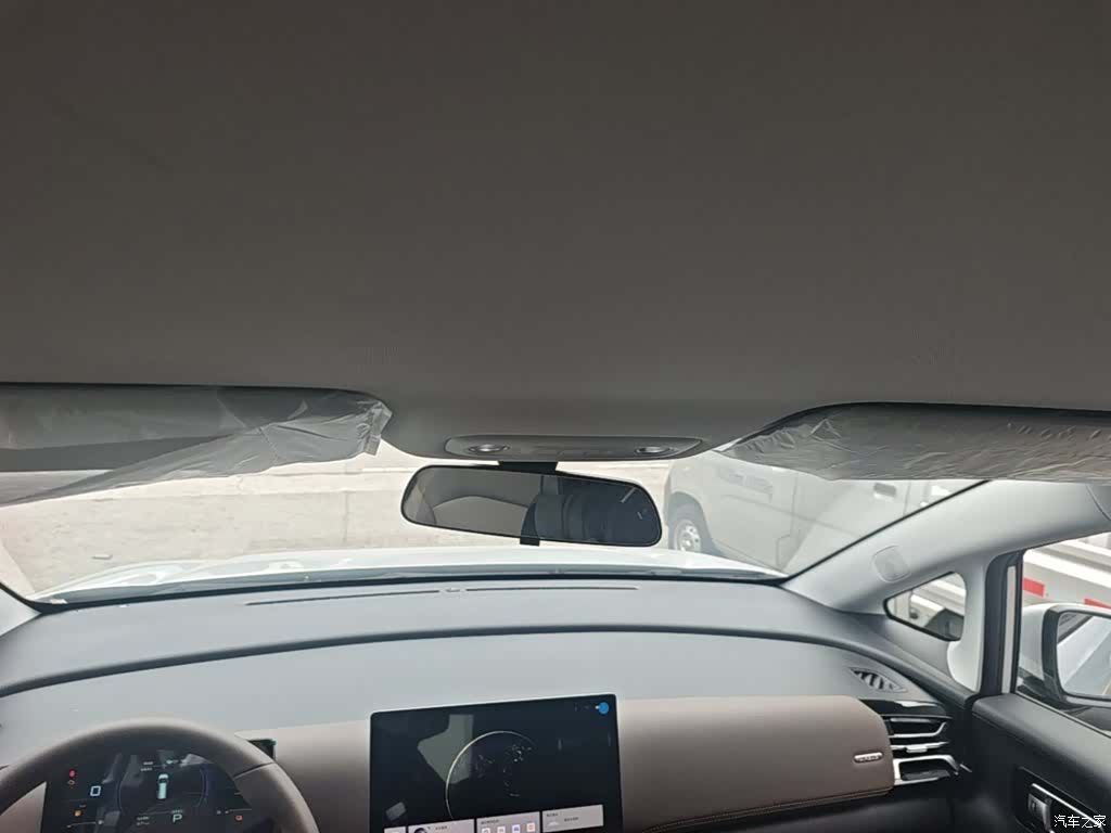 Wuling 730, 2025 25