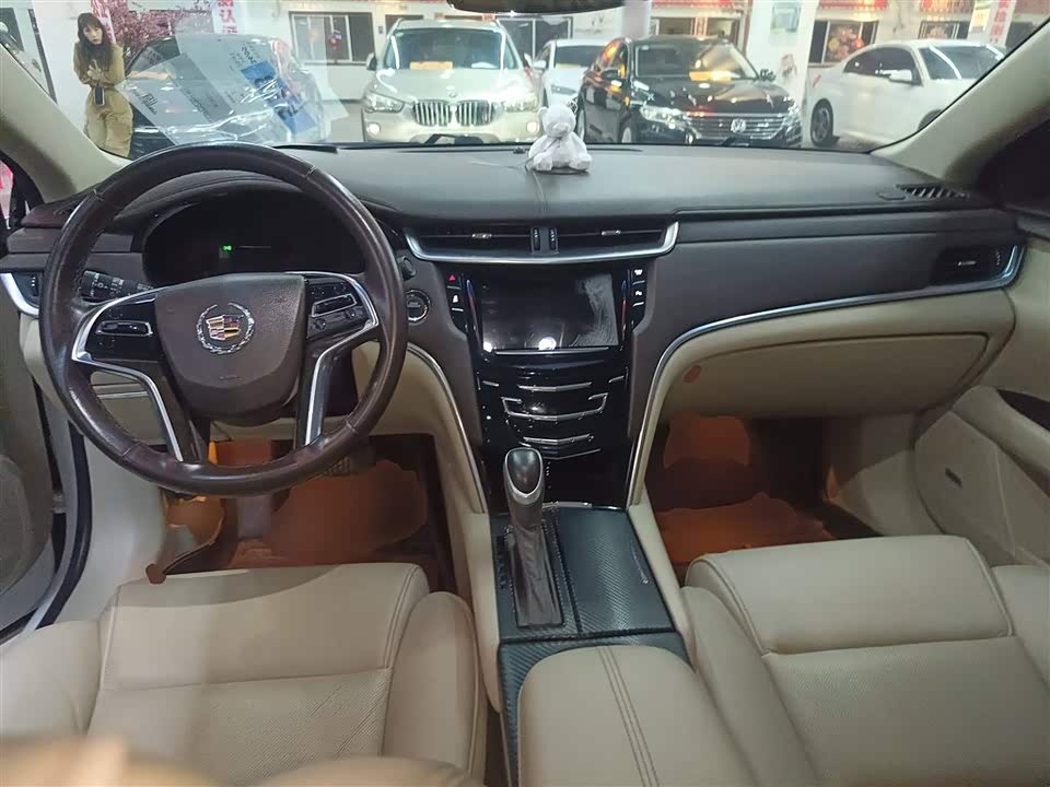 Cadillac XTS