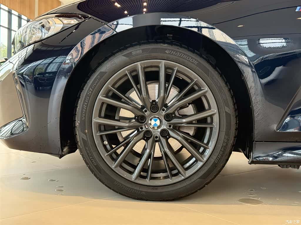 BMW 3 Series, 2024 2
