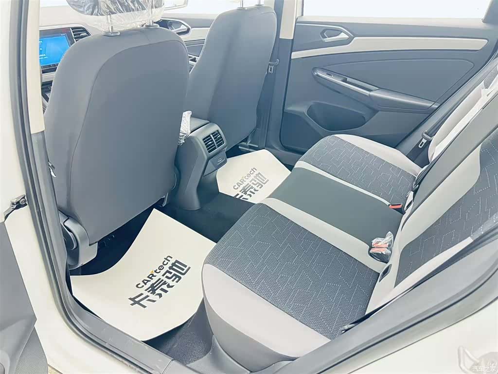 Volkswagen VS7, 2026 14