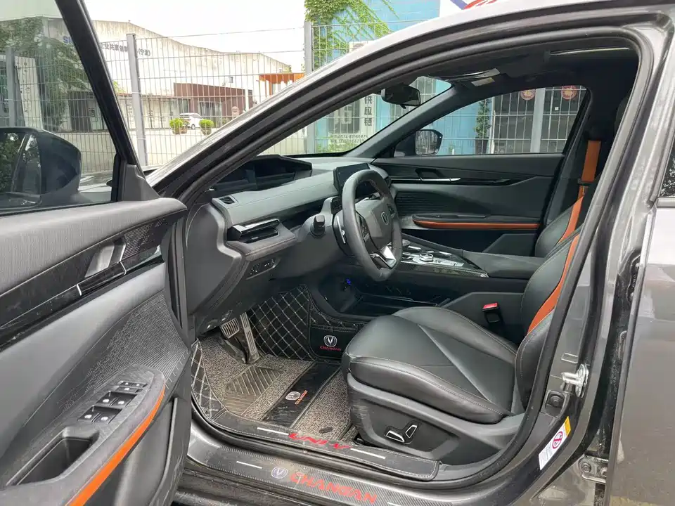 Changan UNI-V