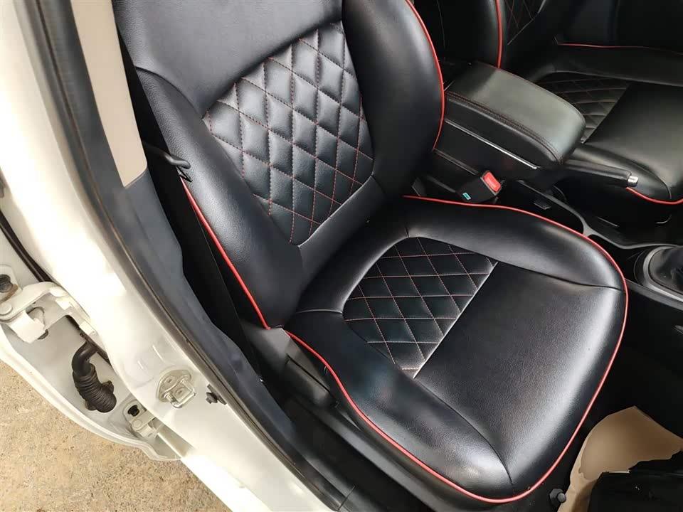 Kia K2