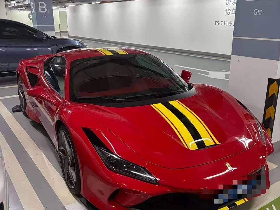 Ferrari F8 Ferrari F8