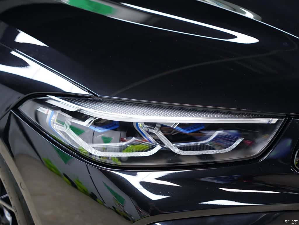 BMW M8, 2022 15