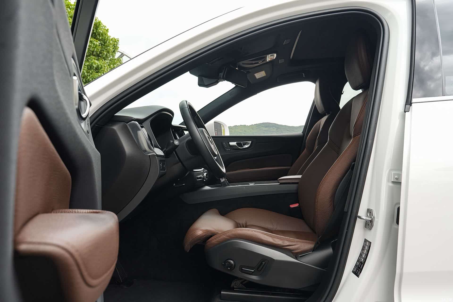 Volvo XC60, 2021 7