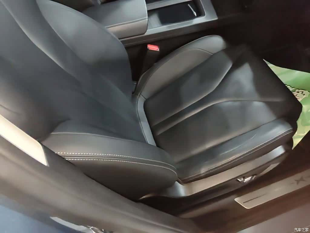 Xpeng G3i, 2023 25