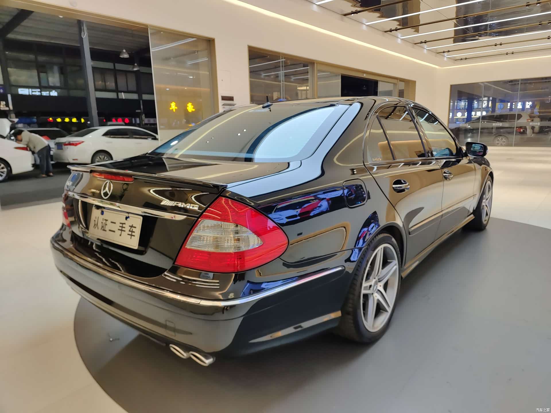 Mercedes-Benz E-Class, 2008 6