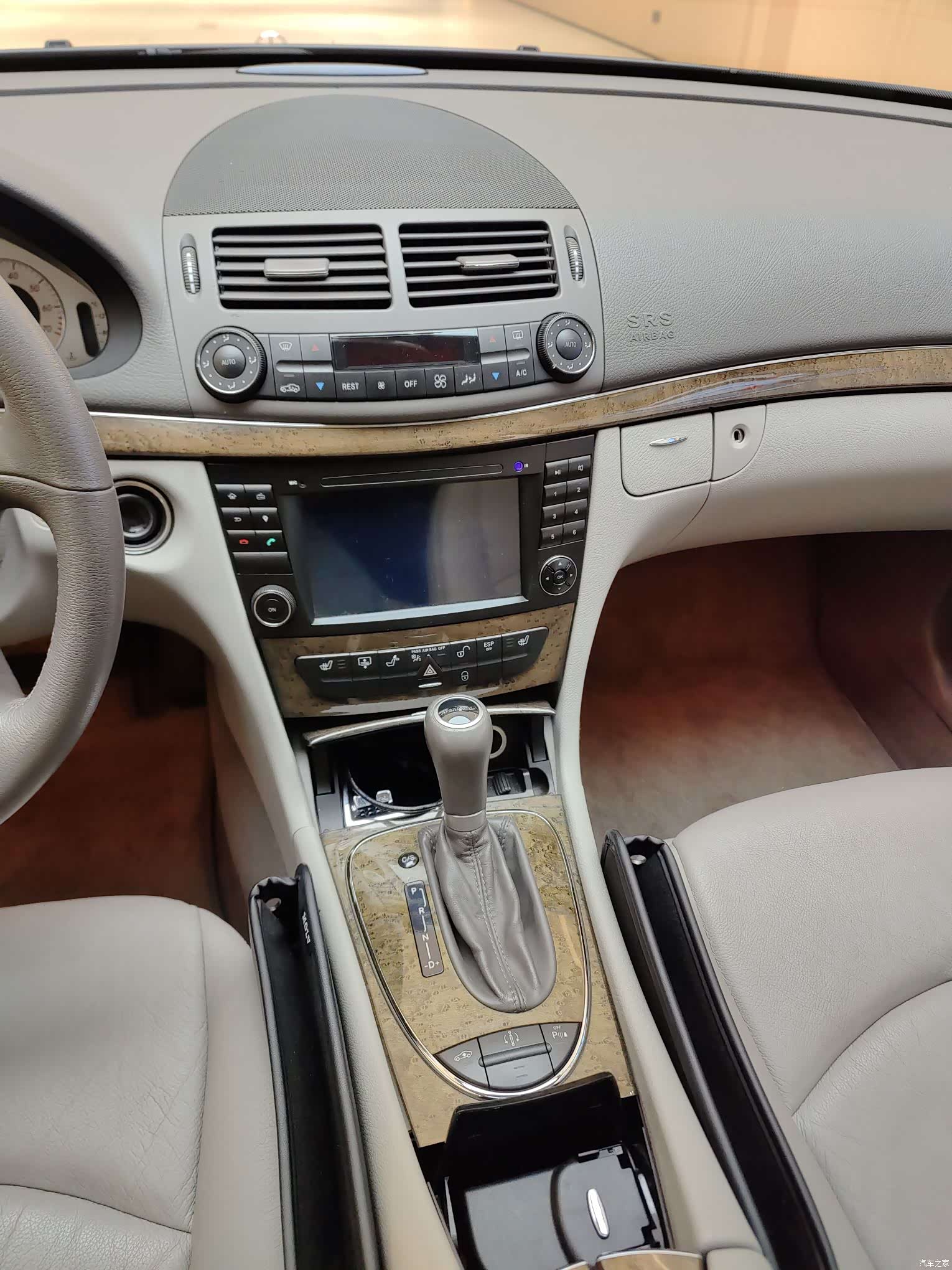 Mercedes-Benz E-Class, 2008 14