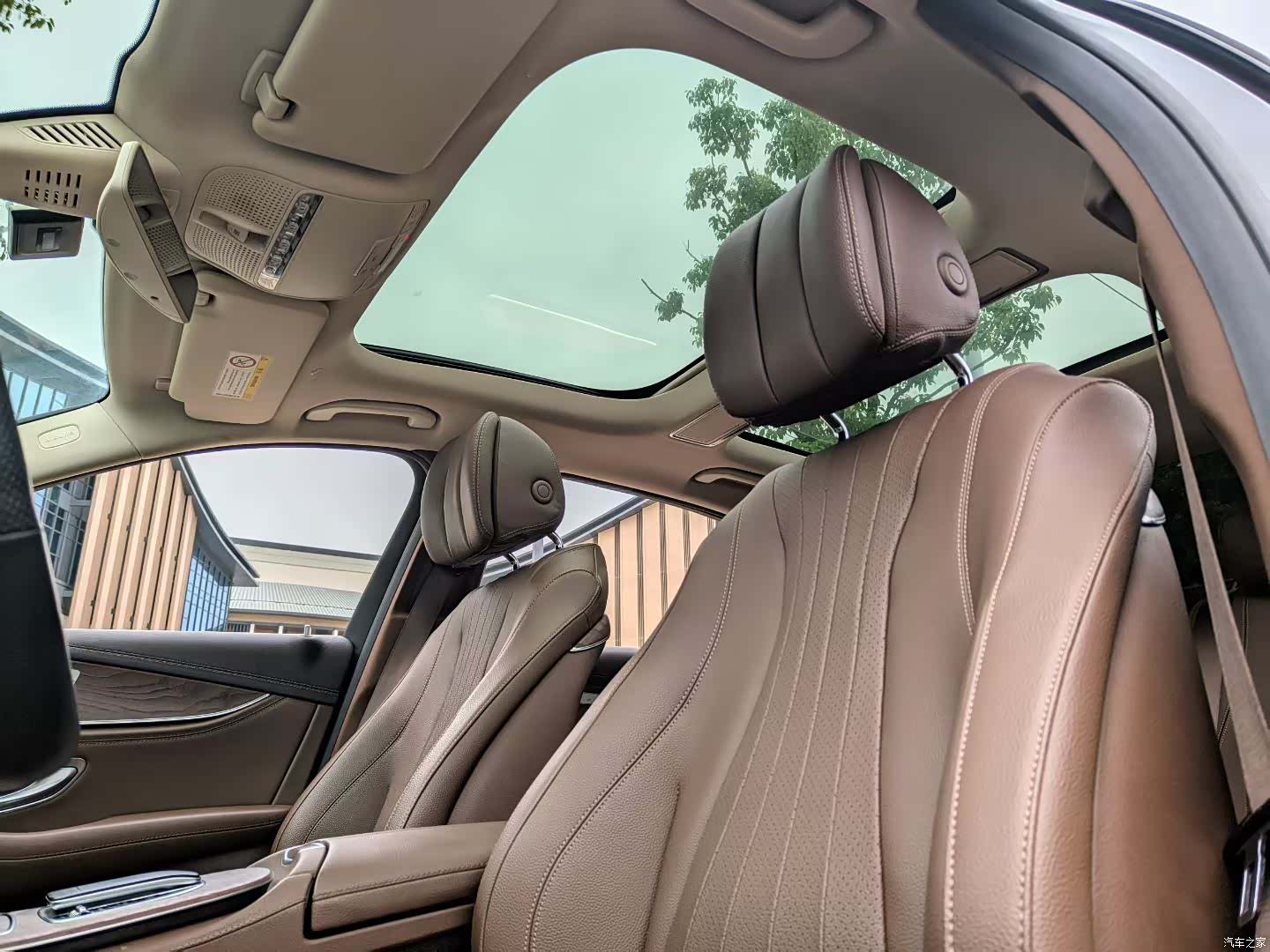 Mercedes-Benz E-Class, 2019 6