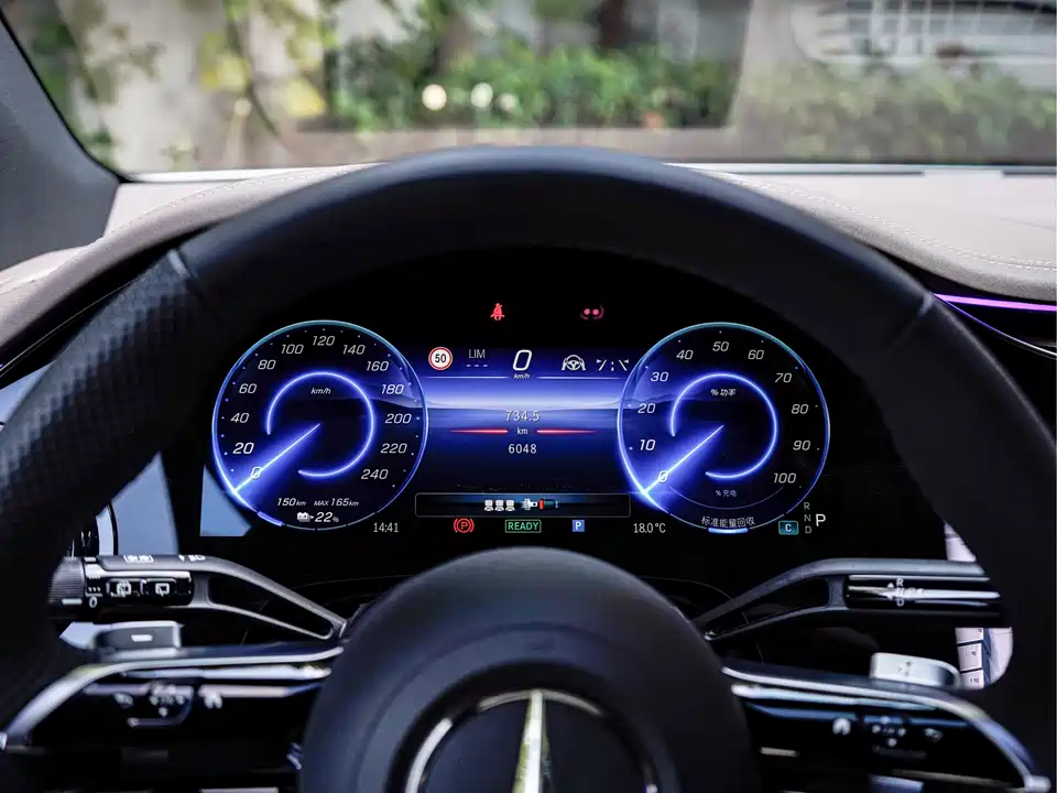 Mercedes-Benz EQE SUV