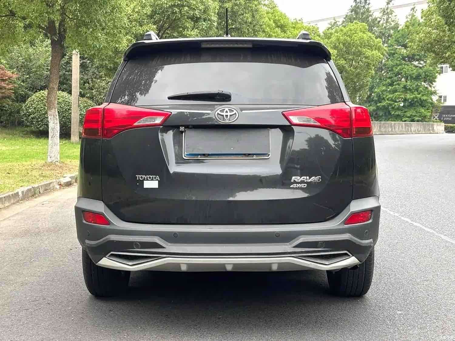Toyota RAV4, 2014 все фото