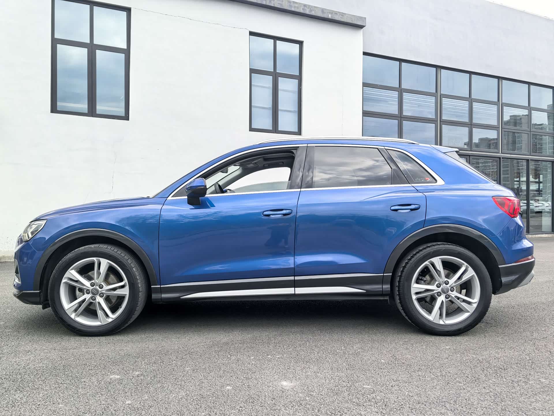 Audi Q3, 2020 8