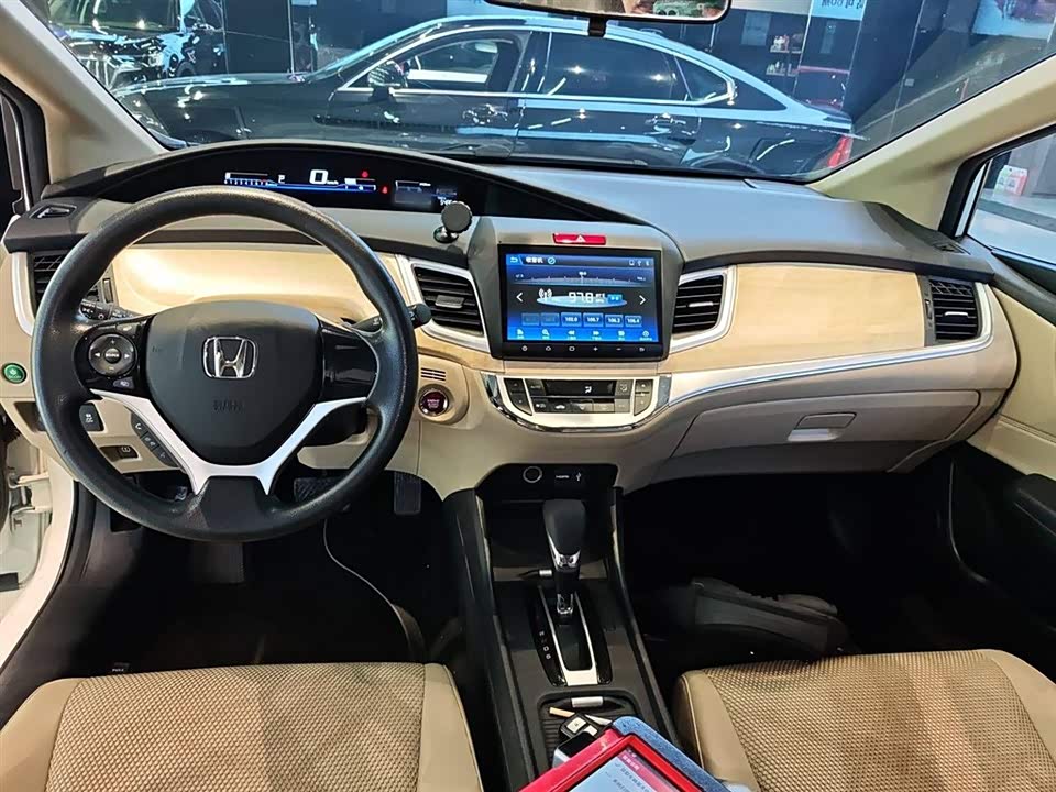 Honda Jade
