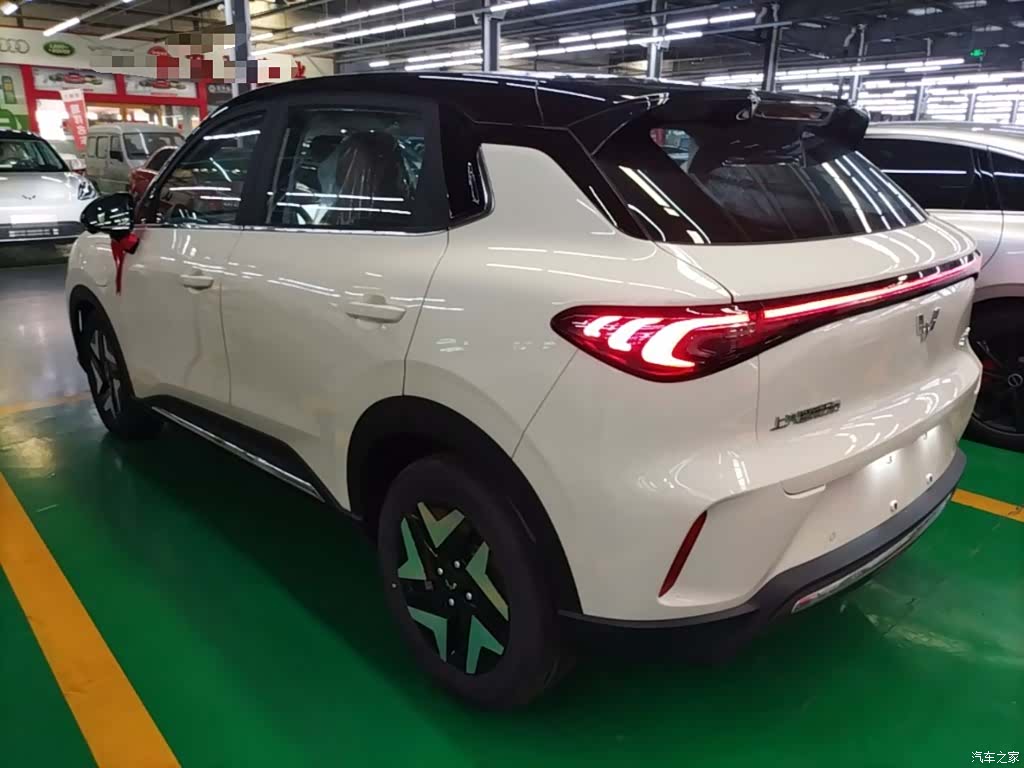 Wuling S, 2026 все фото