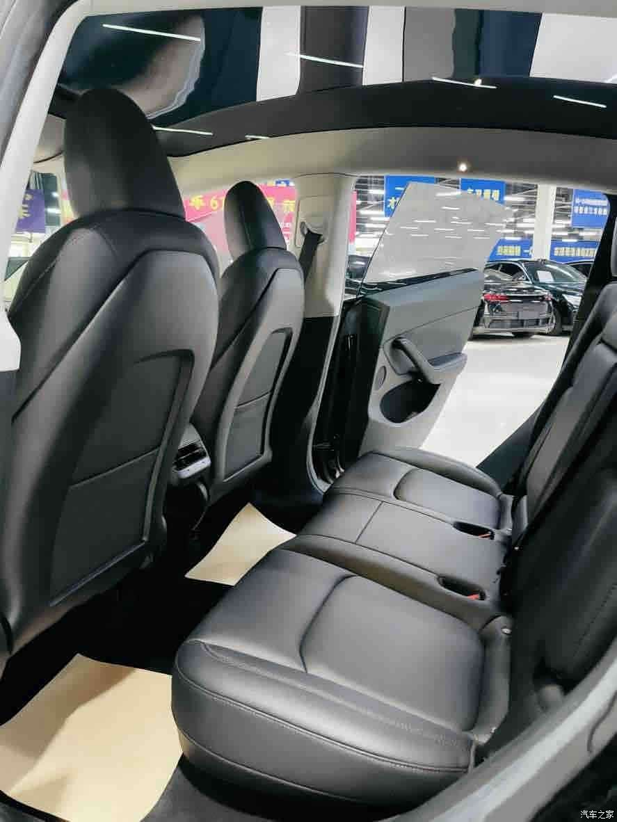 Tesla Model Y, 2023 8