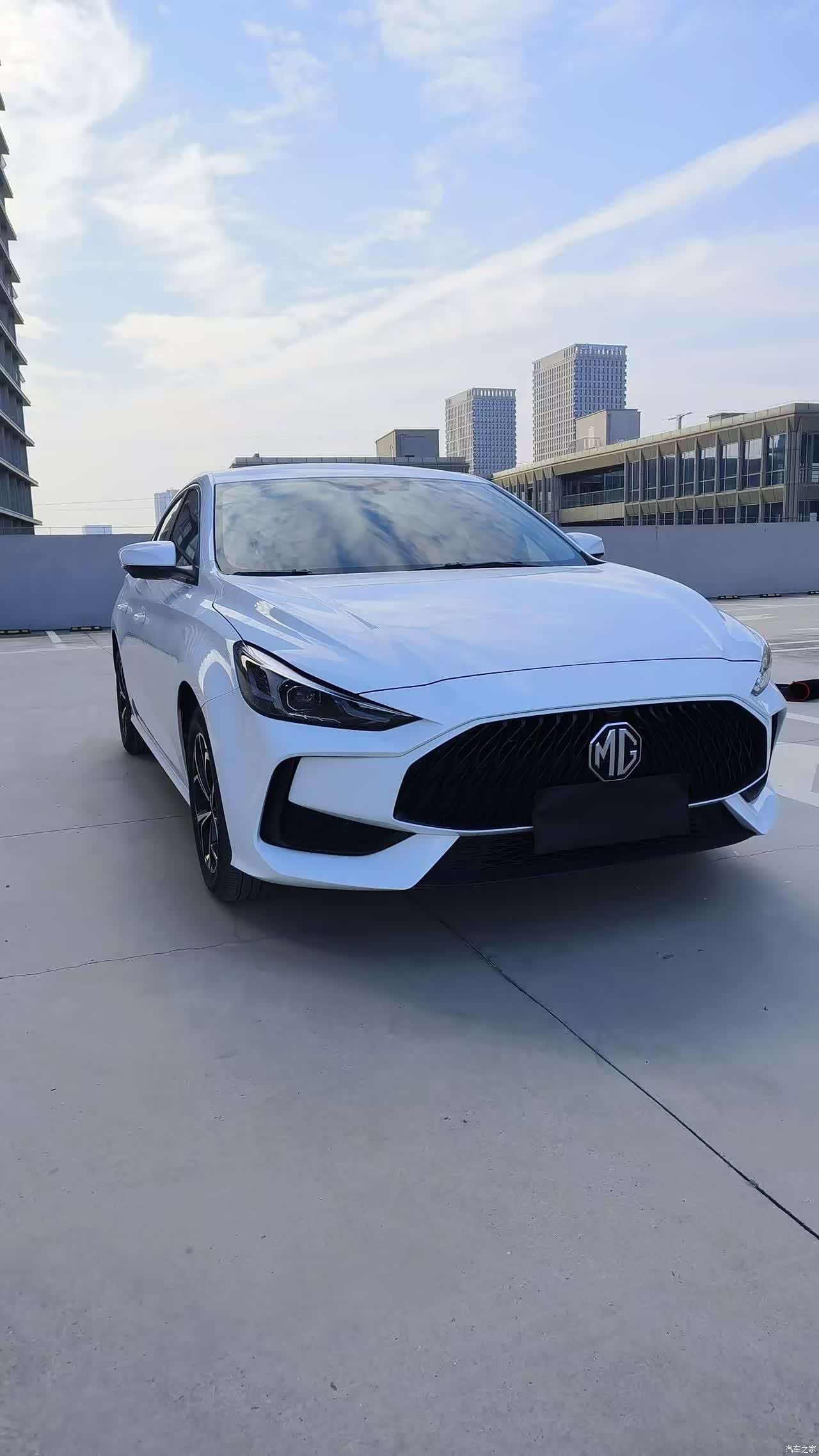MG MG5, 2021 3