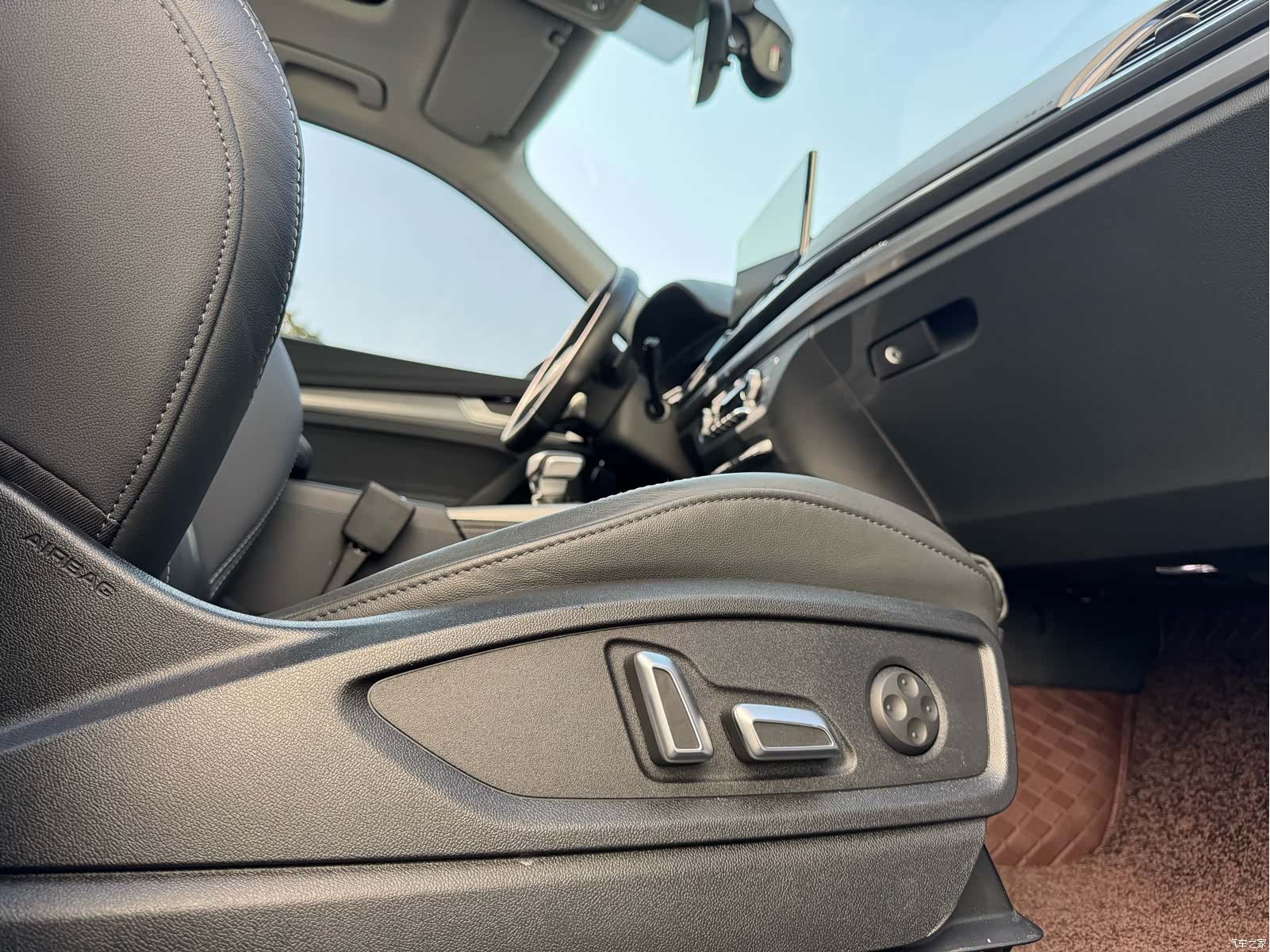 Audi Q5L, 2023 36
