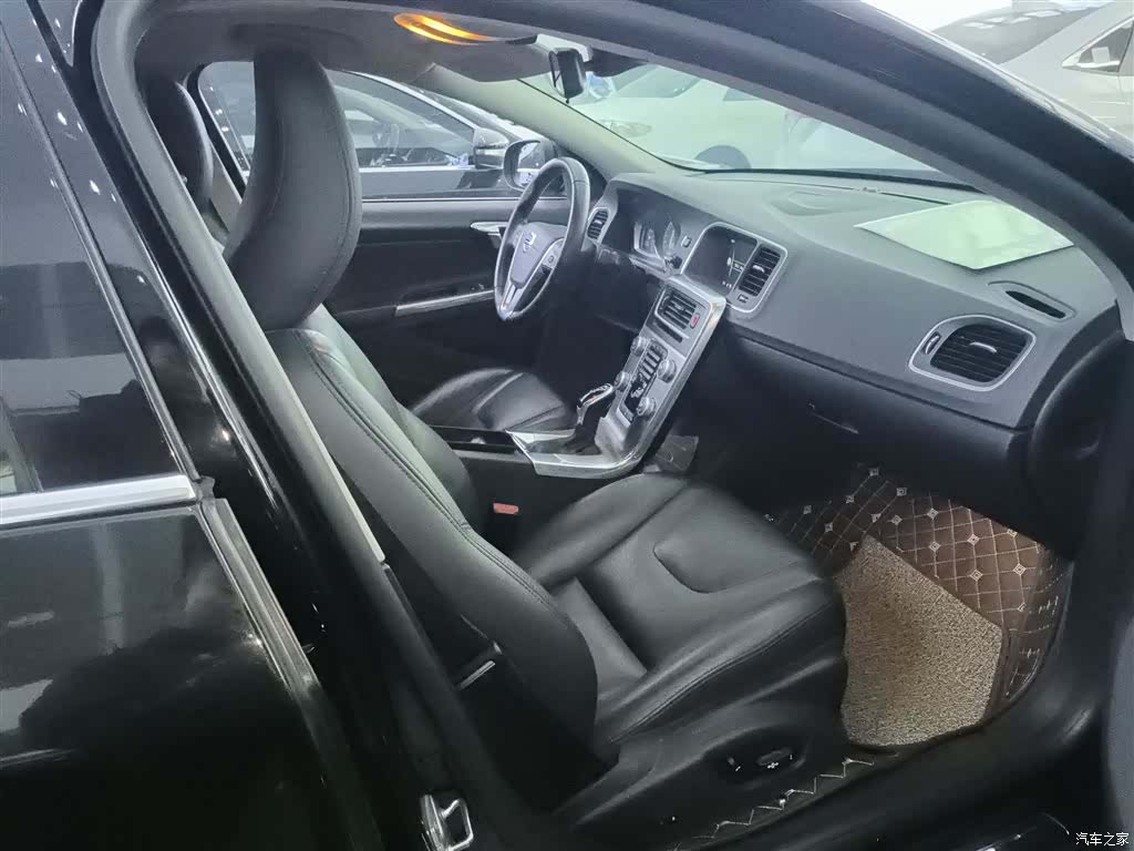 Volvo S60, 2016 25